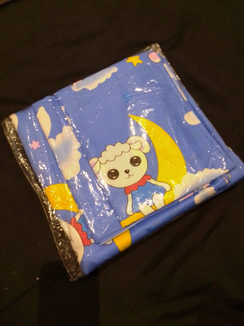 Printed Bedsheet Sets [90"x90"; Queen]