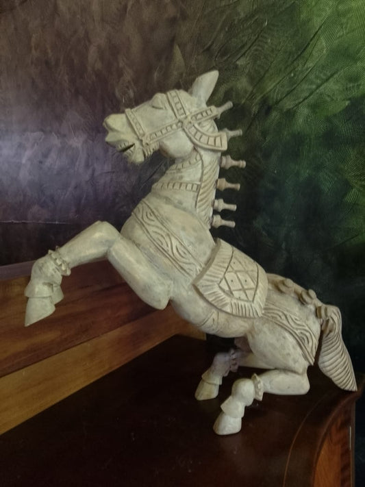 Standing Horse Statue (Grey/White)